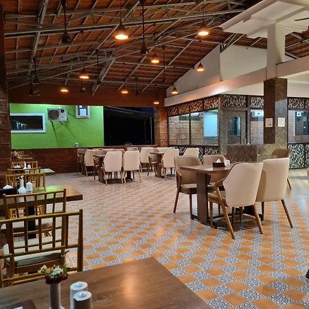 Hillrock Resort & Villas, Neral-Karjat Luaran gambar
