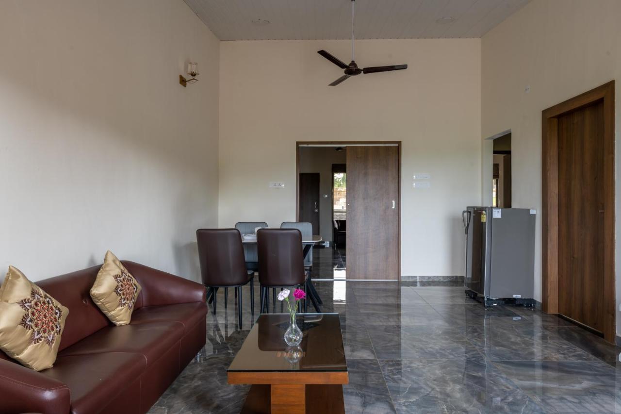 Hillrock Resort & Villas, Neral-Karjat Luaran gambar