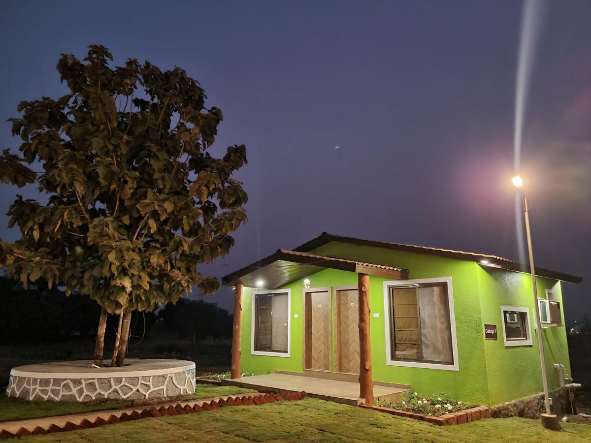 Hillrock Resort & Villas, Neral-Karjat Luaran gambar