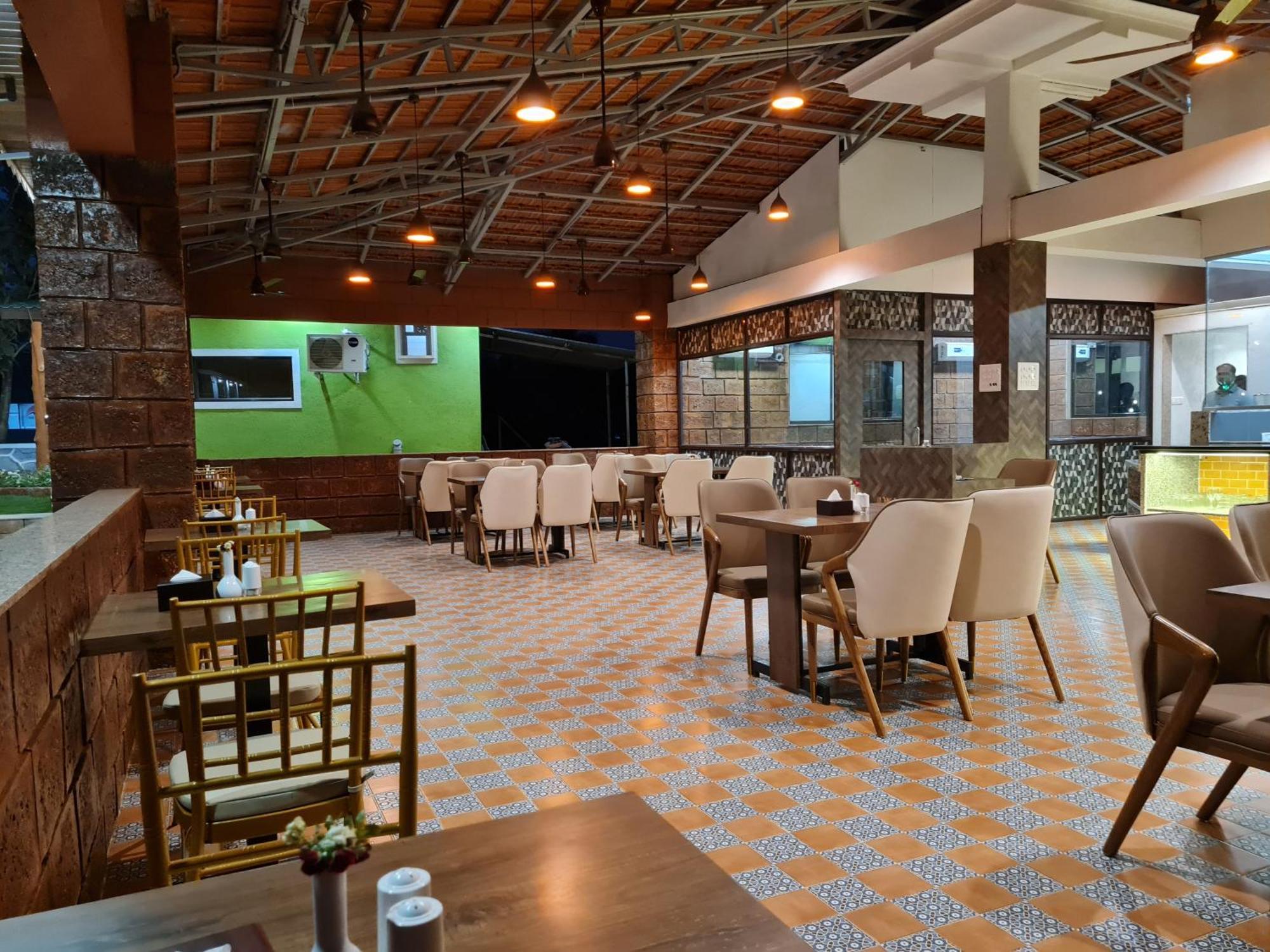 Hillrock Resort & Villas, Neral-Karjat Luaran gambar